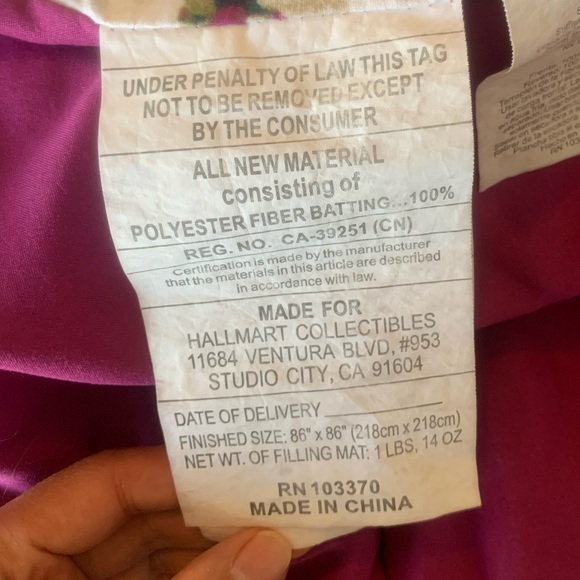 Floral Comforter with Two Pillow Cases - Picture 4 of 6